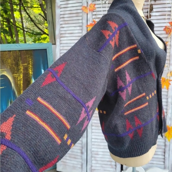 SEARS THE MEN’S STORE Vintage wool blend cardigan sweater, abstract - Picture 6 of 7